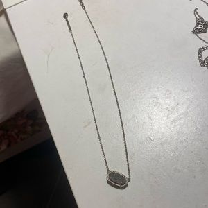 Kendra Scott Silver Elisa Pendant Sparkly Necklace, Good Condition
